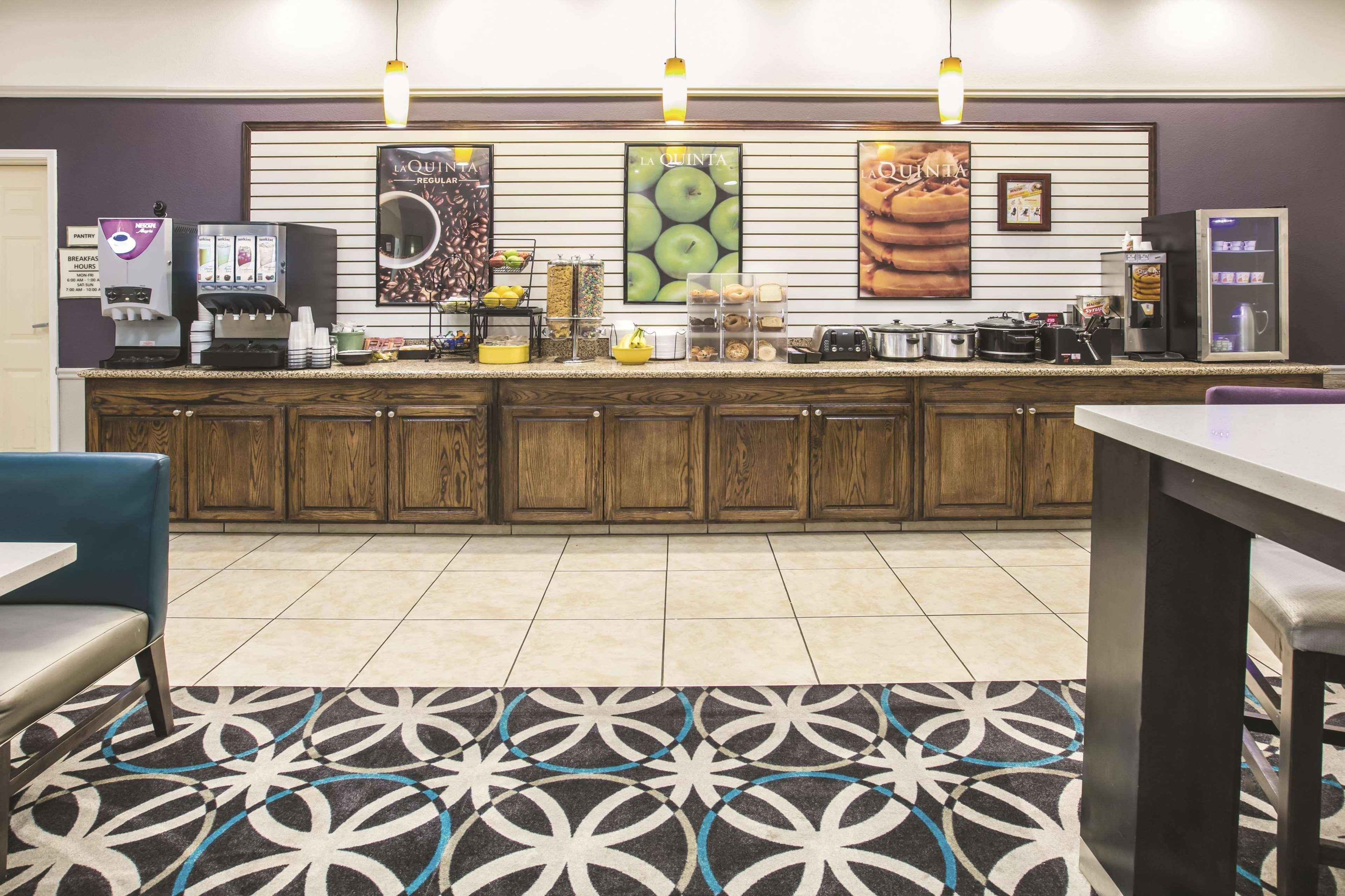 La Quinta By Wyndham Brownwood Hotel Екстериор снимка