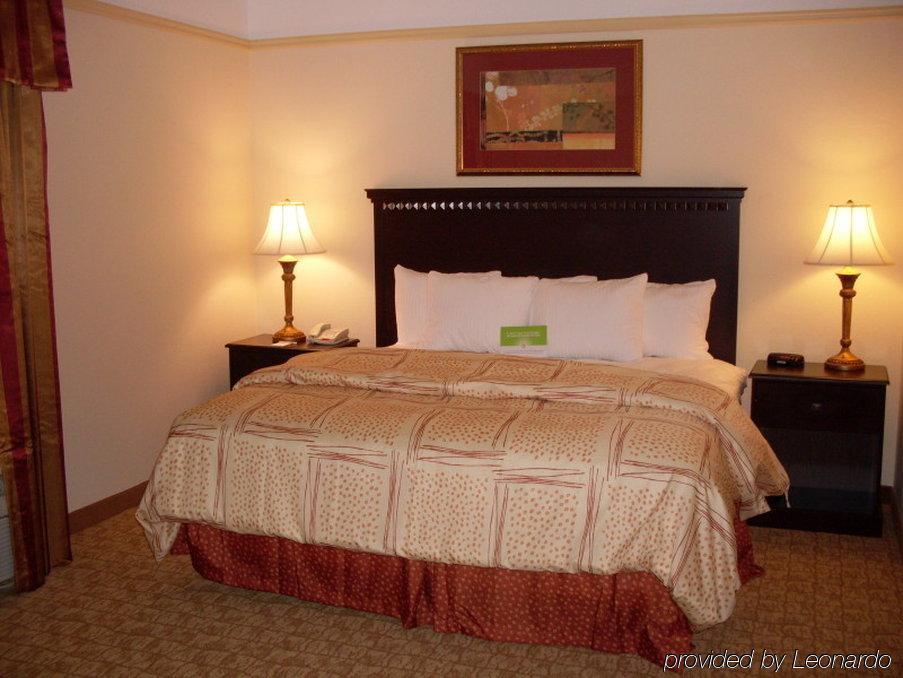 La Quinta By Wyndham Brownwood Hotel Стая снимка