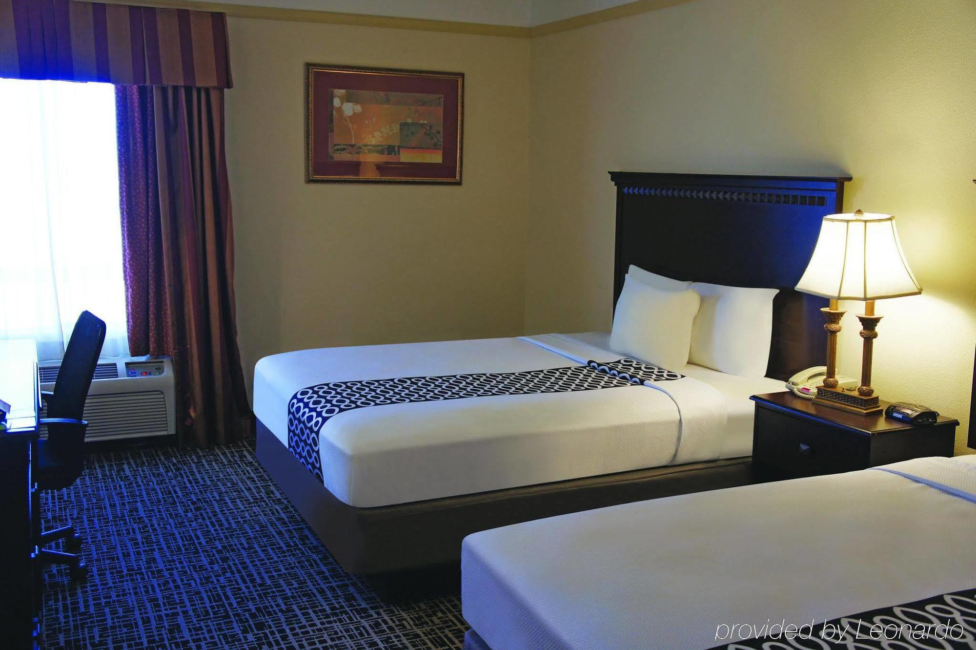 La Quinta By Wyndham Brownwood Hotel Екстериор снимка